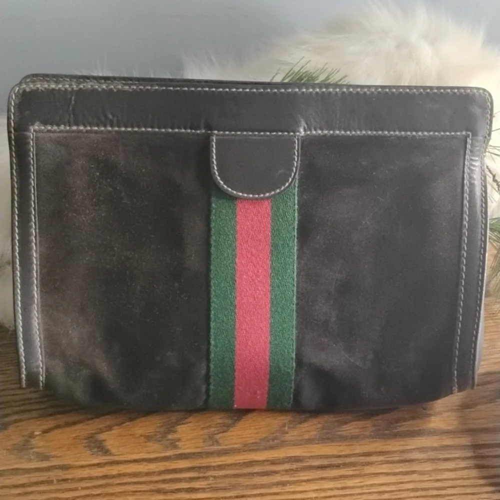Gucci Stylish Brown Suded and Green Men's Travel Shaving Bag